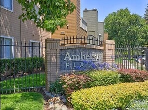 Building Photo - 1019 Dornajo Way