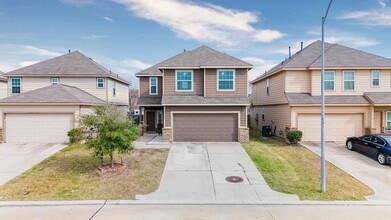 Building Photo - 5742 Adelaide River Dr