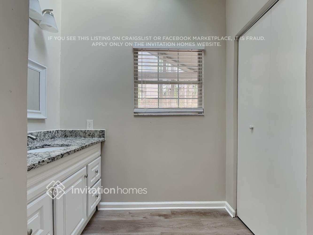 Building Photo - 4468 Highland Pl NE