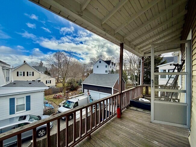 Building Photo - 162 South St