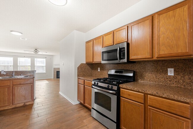 Building Photo - 4818 Fair Oak Dale Ln