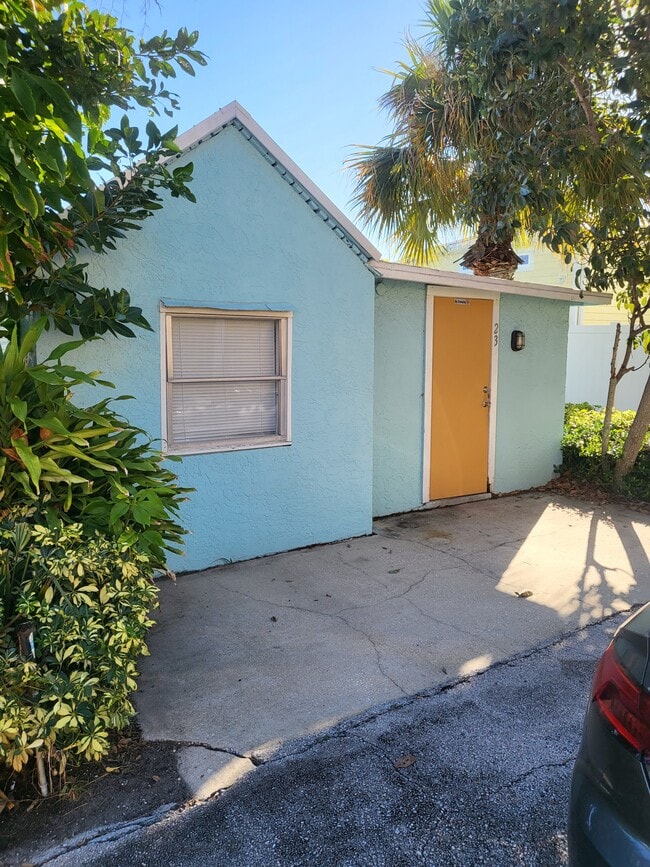 800 NW River Shores Blvd 800 NW River Shores Blvd Stuart FL 34994