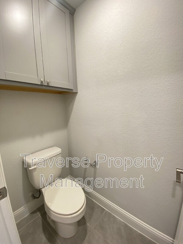 Building Photo - 115 Peach Orchard Ln