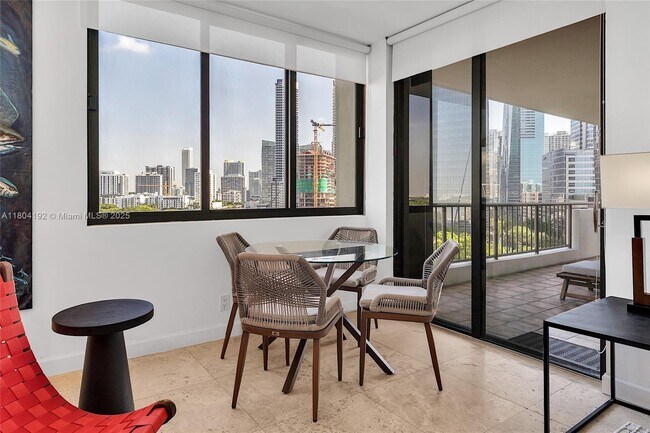 Building Photo - 1581 Brickell Ave