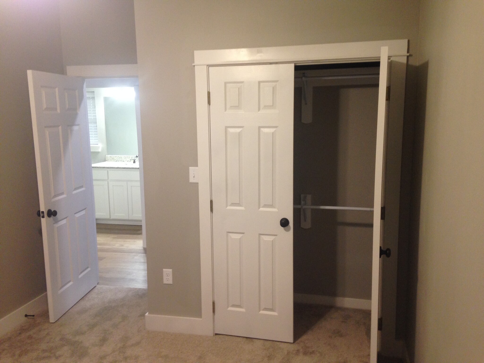 bedroom - 308 Candlewood Cir