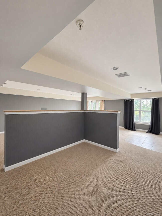 Building Photo - 1115 Balsam Dr