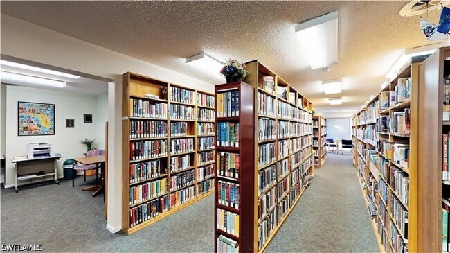 Building Photo - 7402 Lake Breeze Dr