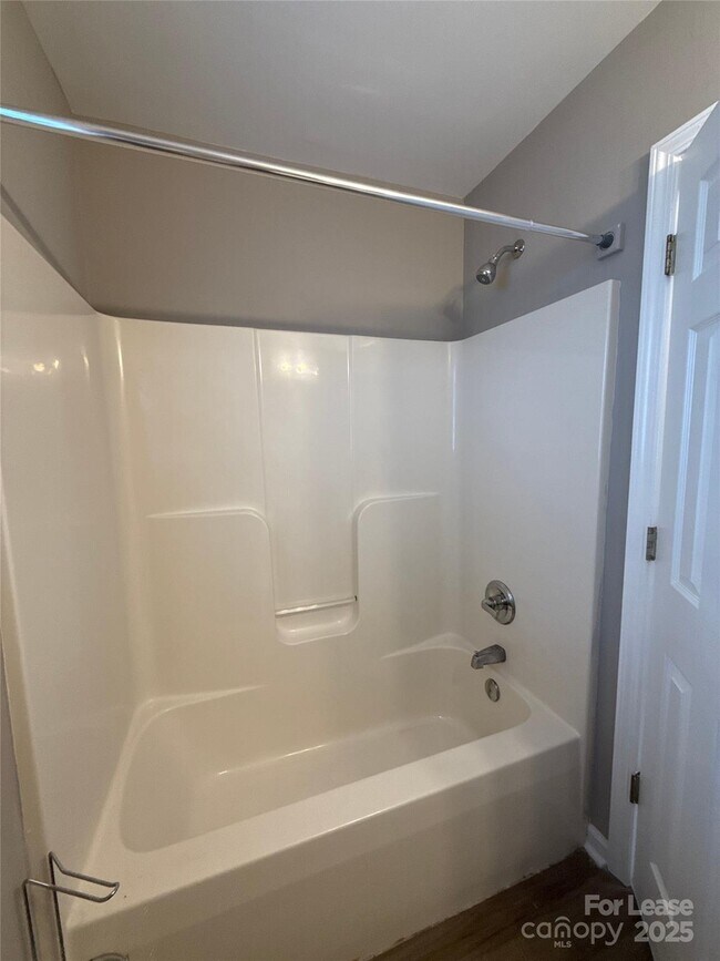 Building Photo - 3631 Joel Turner Dr