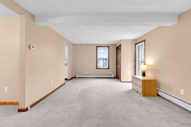 Building Photo - 17 Walcott St