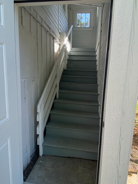 Building Photo - 617 Lafayette St