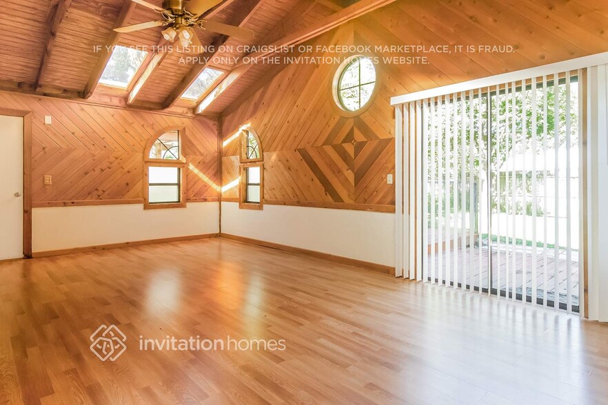 Building Photo - 7423 Antietam Ct E