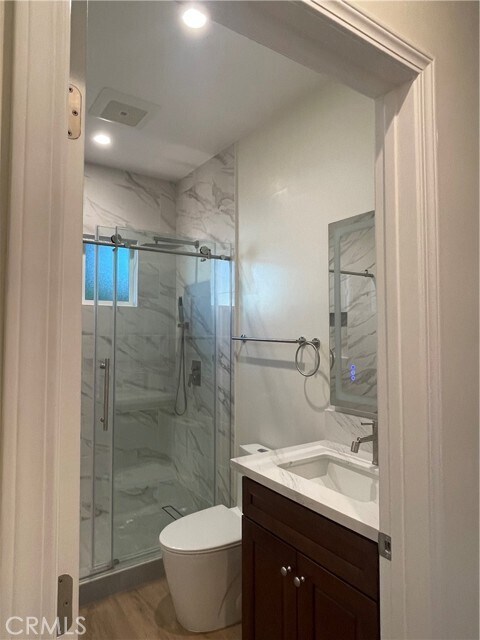 Building Photo - 9546 E Live Oak Ave