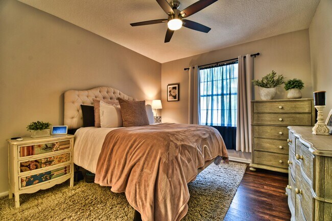 Building Photo - 224 Murcia Dr