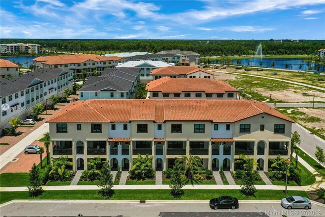 Building Photo - 5651 Hood Rd