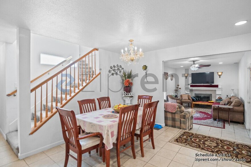 Building Photo - 819 Coral Dr
