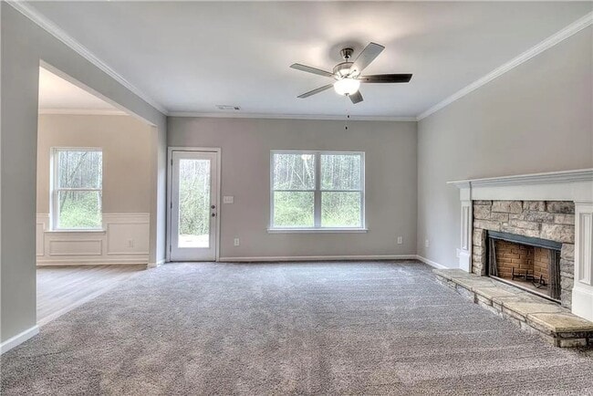 Building Photo - Beautiful NEW home in Cartersville!  Move ...