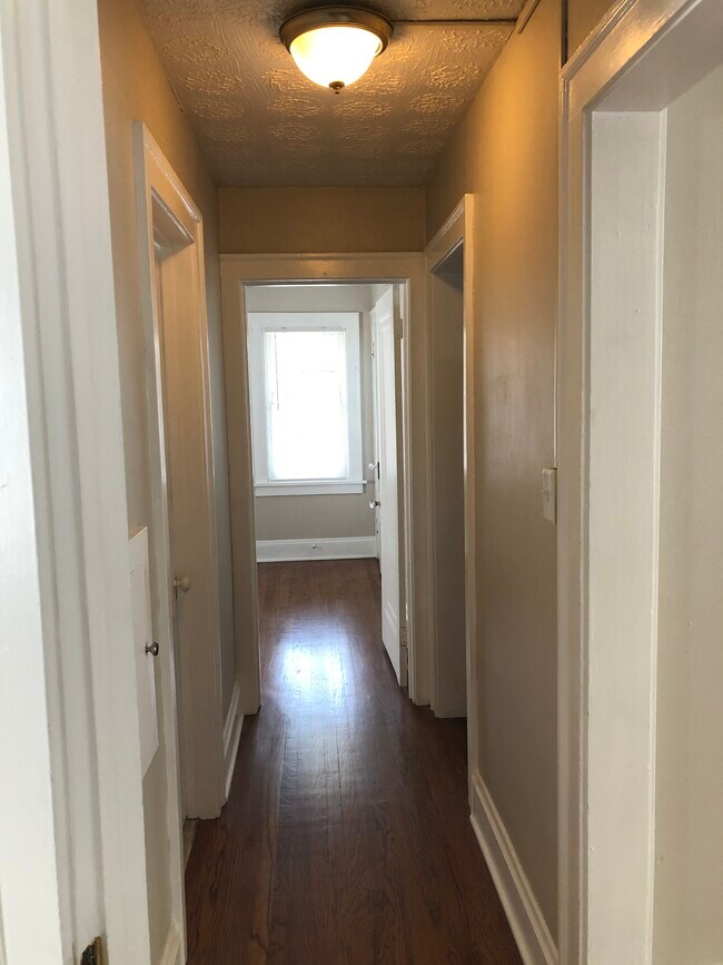 Building Photo - 12306 Mount Overlook Ave