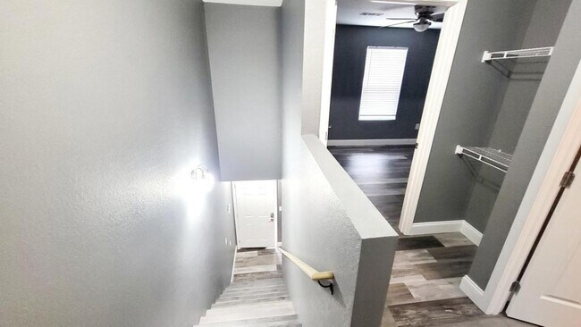 Building Photo - 537 Old Knoxville Hwy