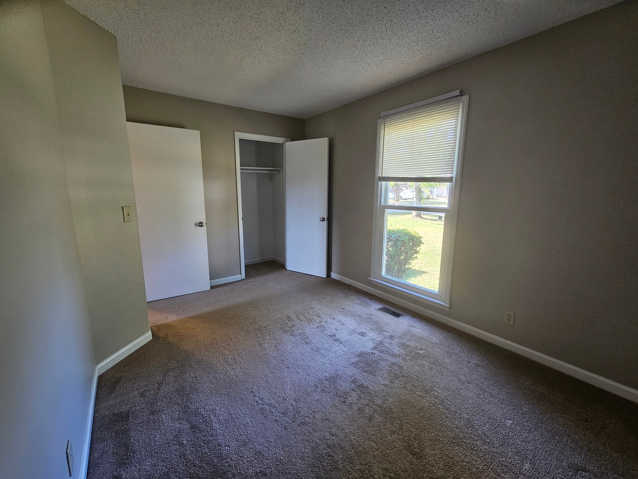 Building Photo - 1529 Stone Hill Rd