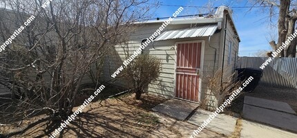 Building Photo - 2124 Oxford Ave SE