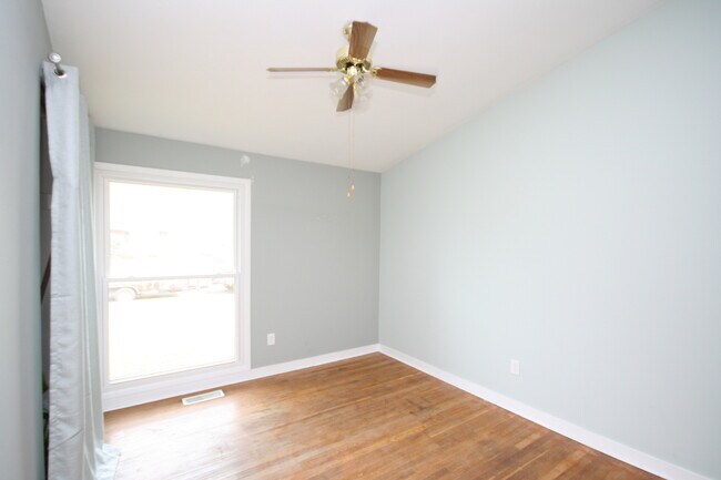 Building Photo - 403 Karter St NW