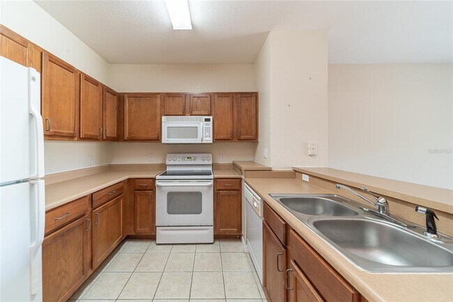 Building Photo - 8225 Claire Ann Dr