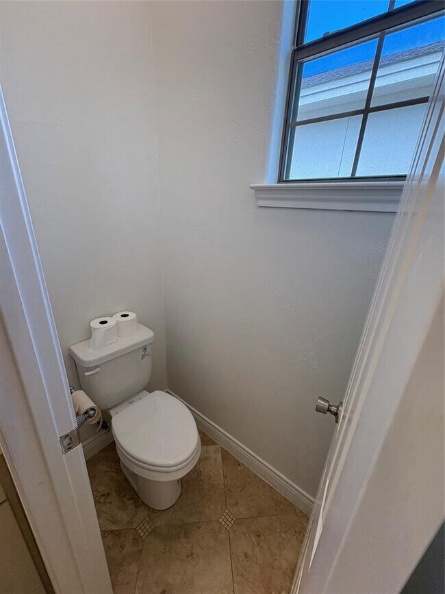 Building Photo - 3314 Thomas Kincheon St