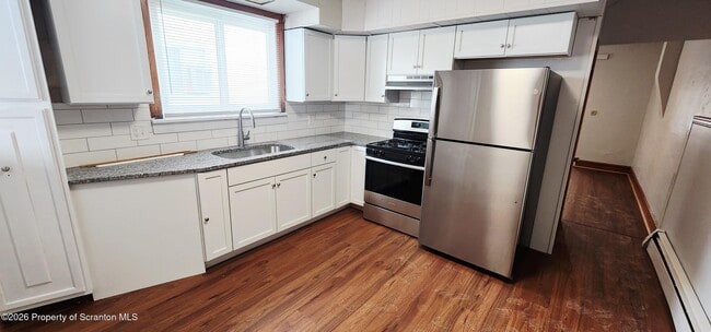 Building Photo - 529-531 Morgan St