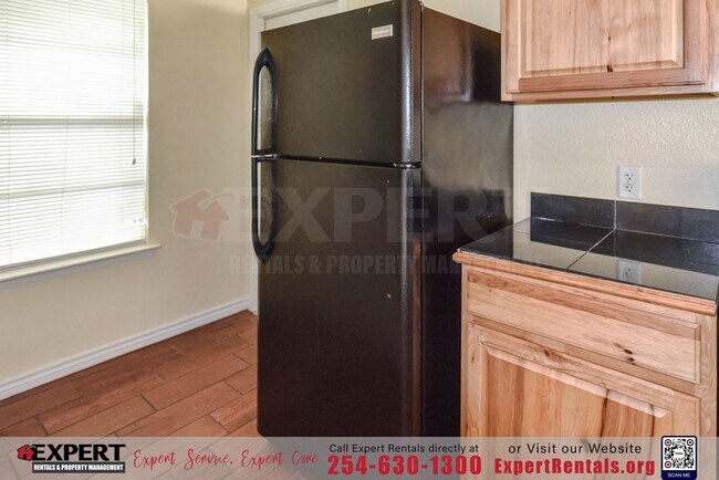 Building Photo - 3-Bedroom Home with a Big Backyard in Kill...