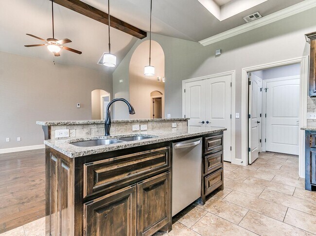 Building Photo - 4817 Arbuckle Dr