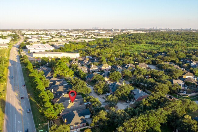 Building Photo - 12126 Laguna Pointe Ln