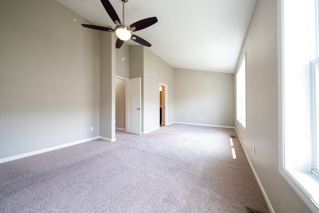 Building Photo - 8279 Norwood Ln N