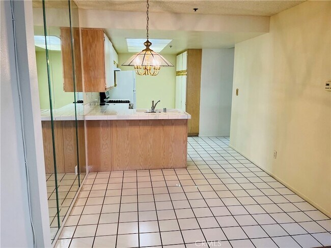 Building Photo - 44508 15th St E