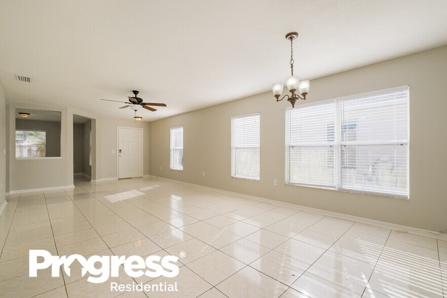 Building Photo - 10506 Early Light Ct