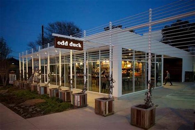 walk to fine dining - 1818 Dywer Ave