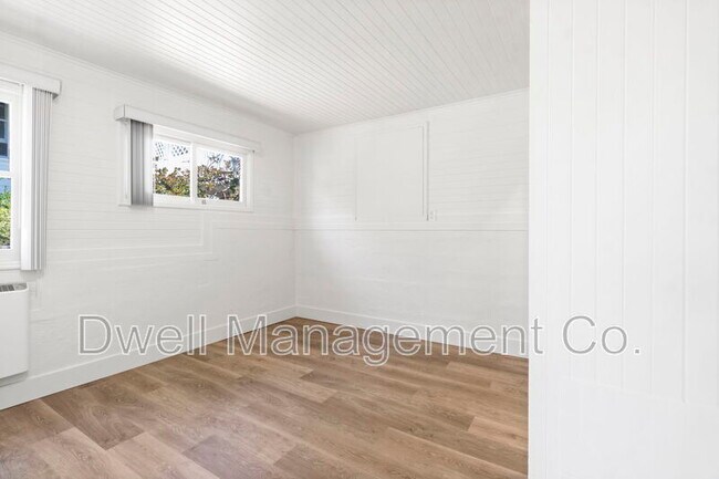 Building Photo - 4535 Upland St