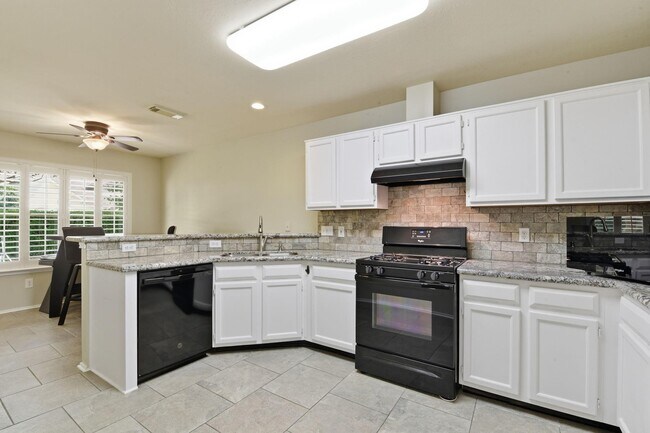 Building Photo - 30834 Melita Dr