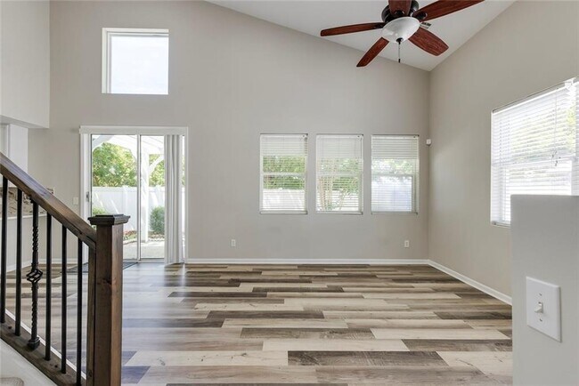Building Photo - 283 Hiawassee Dr
