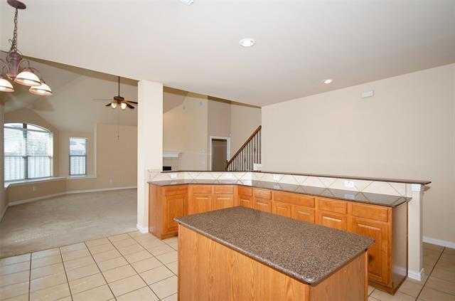 Building Photo - 907 Mustang Ridge Dr