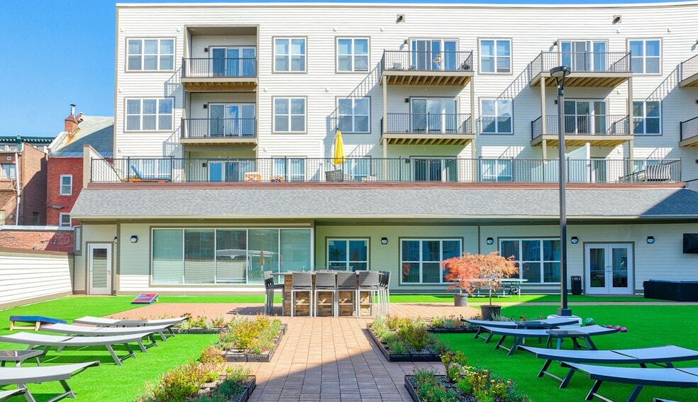 Building Photo - Electric City Apartments