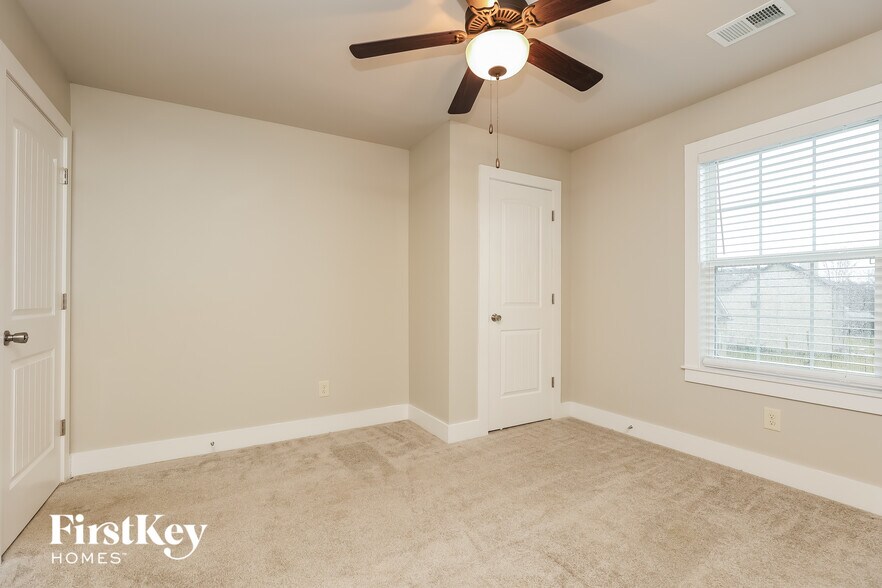 Building Photo - 1072 Harper Dean Wy