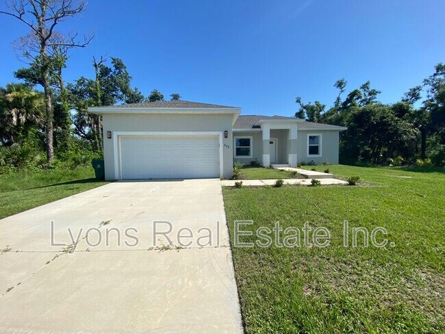 Primary Photo - 302 Albatross Rd