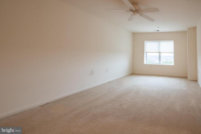 Building Photo - 12236 Roundwood Rd