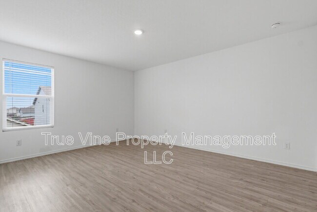 Building Photo - 7119 Satellite Wy