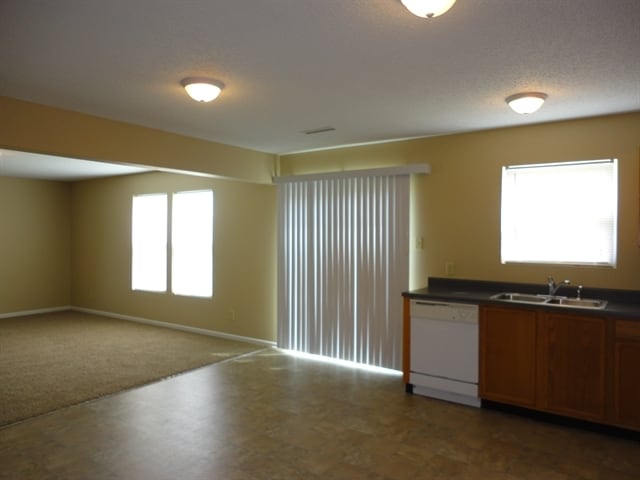 Building Photo - 920 Belvedere Dr