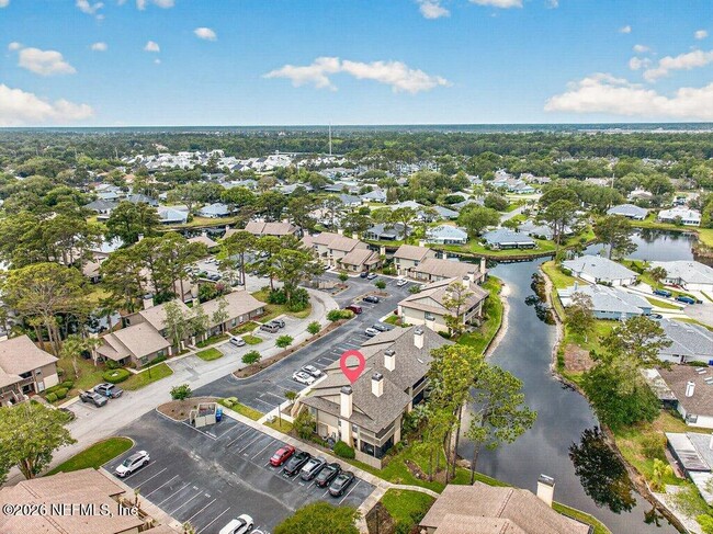 Building Photo - 227 Cranes Lake Dr