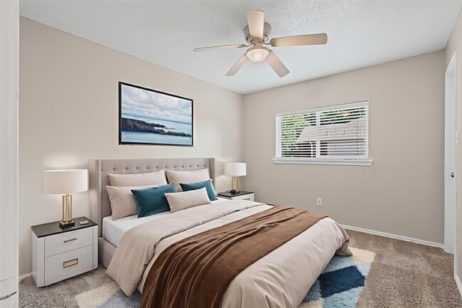 Building Photo - 6505 Tara Ln