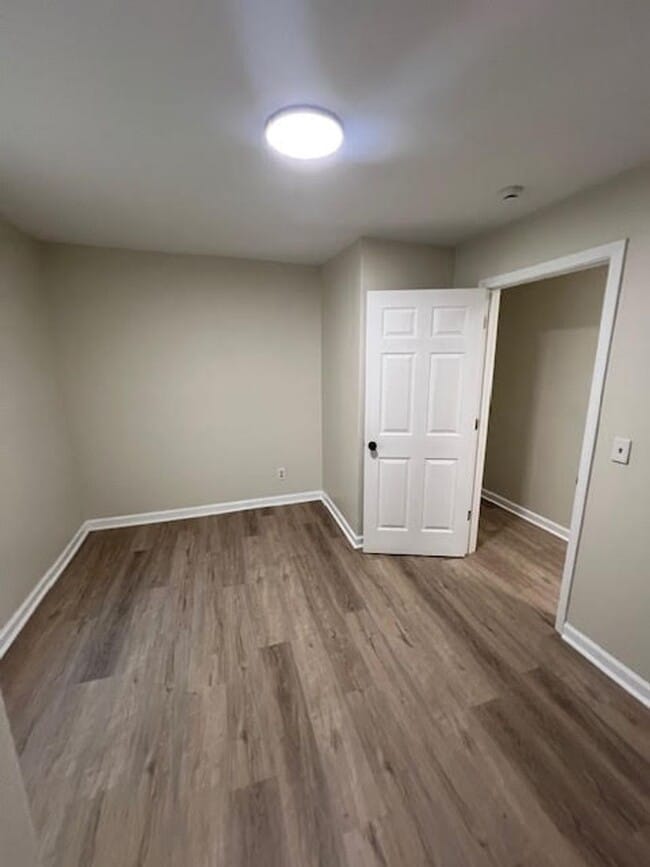 Building Photo - Charming, Fully Renovated 2-Bedroom in West Columbia