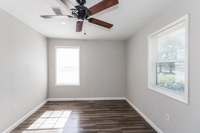 Building Photo - 2147 Frey Rd