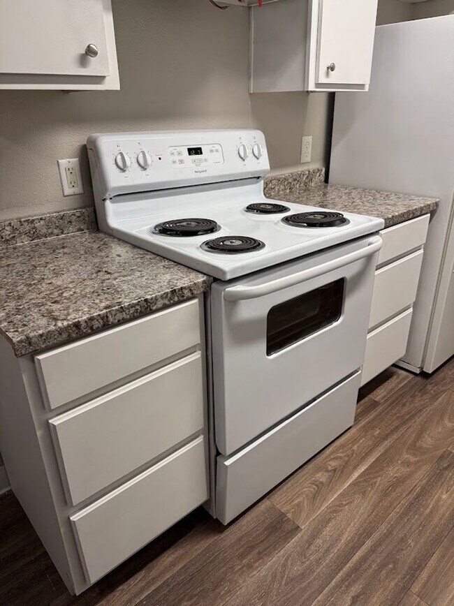 Building Photo - Life Just Got Better Come See For Yourself...